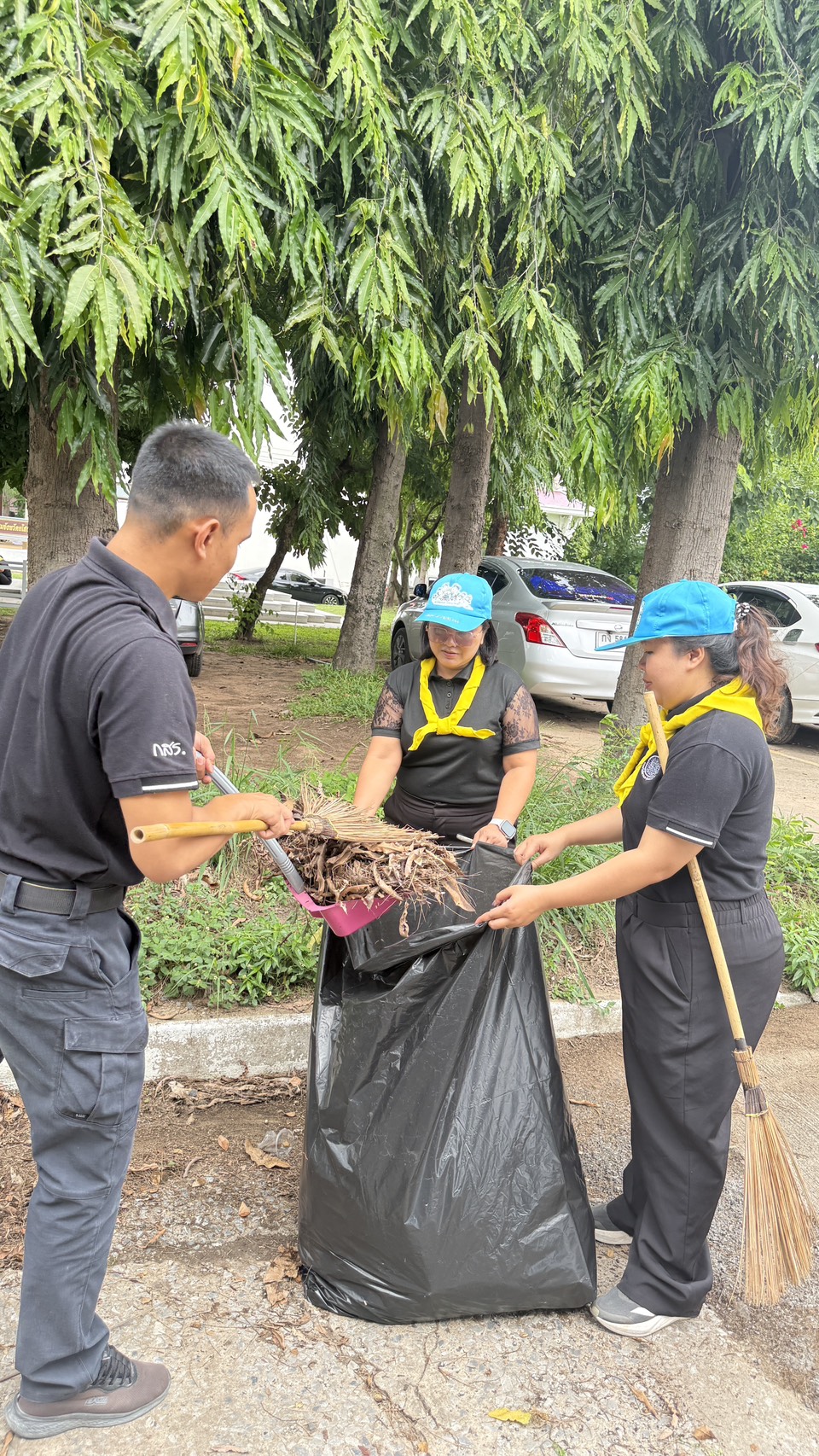 title - ส.ป.ก.ยโสธร ร่วมกิจกรรมจิตอาสาพัฒนา  เนื่องในวัน “สมเด็จพระนารายณ์มหาราช”